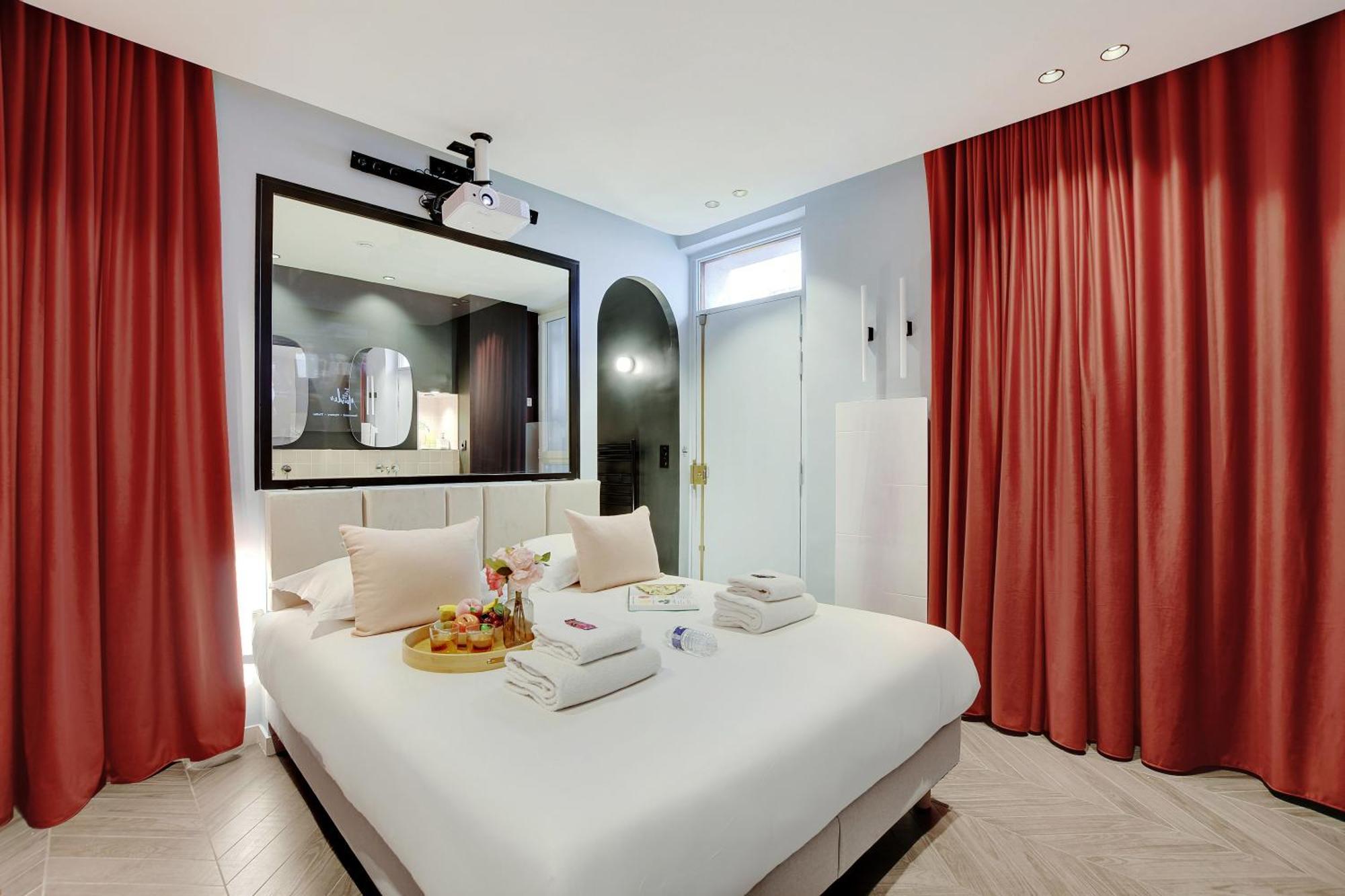Appartement Magnifique 2p Avec Jacuzzi Et Cinema Paris